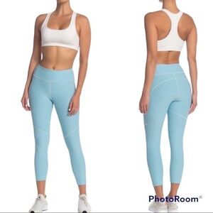 Outdoor Voices 7/8 Warmup Leggings in Pool Blue Size Small